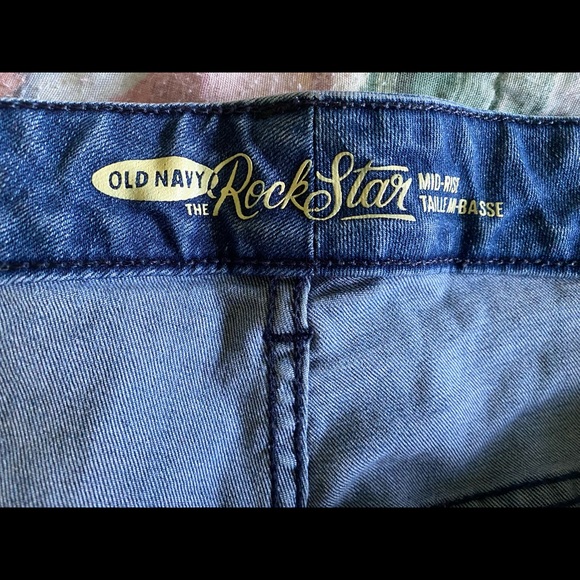 Old Navy Rockstar Plus Size Jeans - Picture 2 of 5